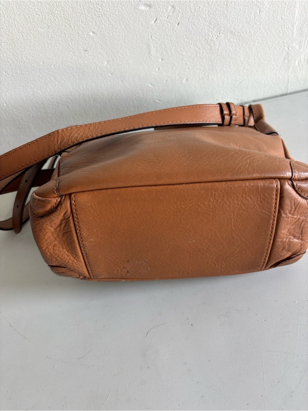 Radley London Lambeth Mews Tan Leather Crossbody Bag - Picture 7 of 8